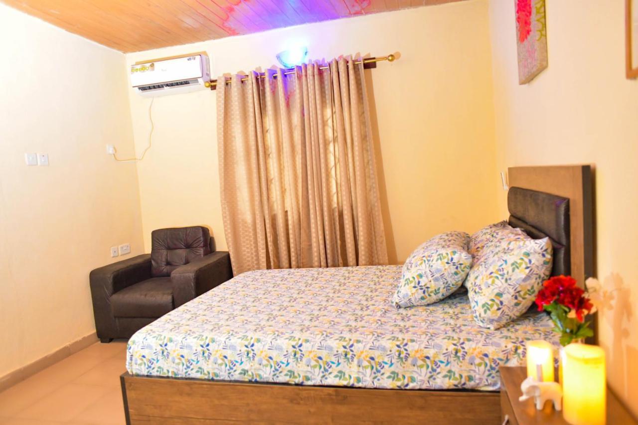 Living Green Apartments Airport Pick Up Benin City Eksteriør bilde