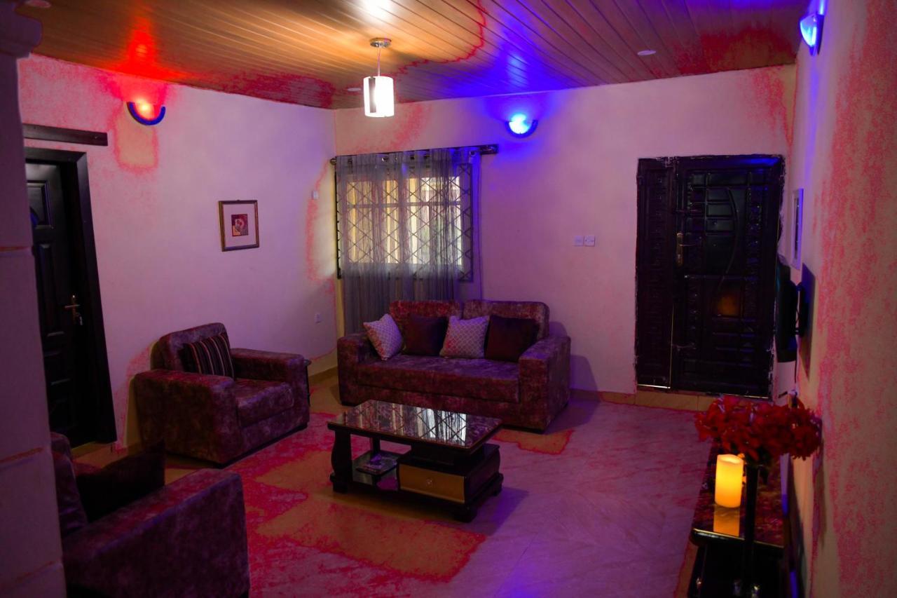 Living Green Apartments Airport Pick Up Benin City Eksteriør bilde