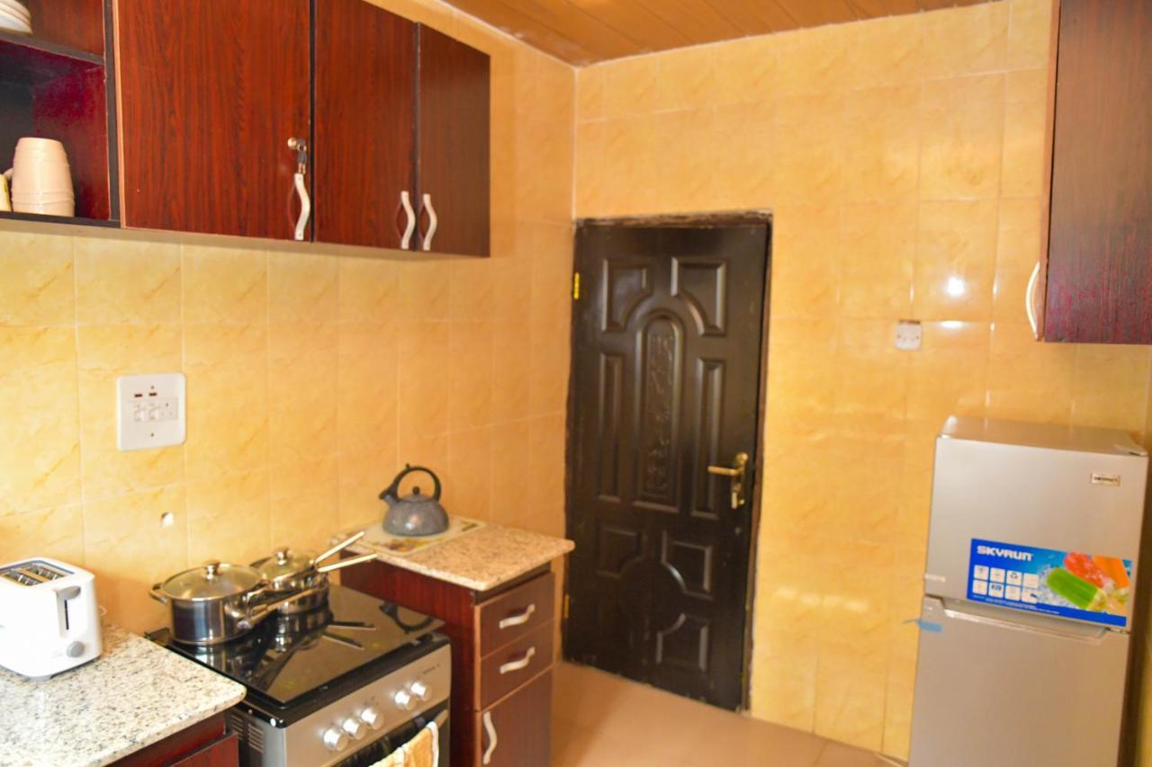 Living Green Apartments Airport Pick Up Benin City Eksteriør bilde